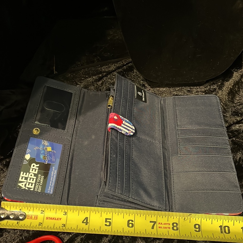 Safe Keeper Wallet - Picture 3 of 11
